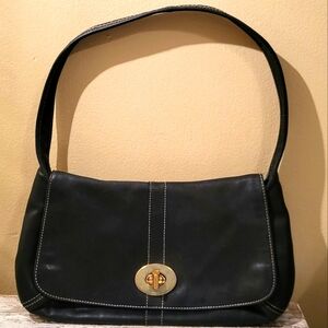 Vintage Coach Ergo Flap Shoulder Bag Beautiful!